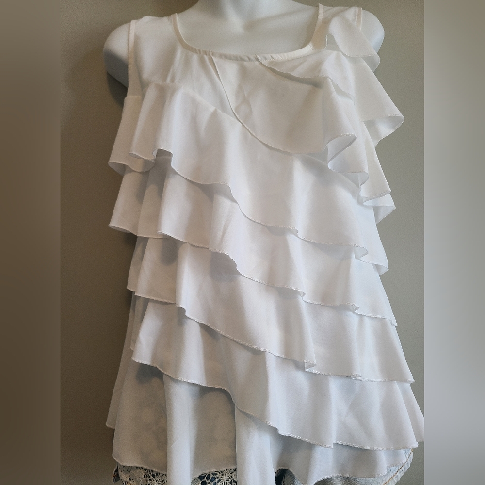White Ruffled Sleeveless Top - Picture 2 of 3